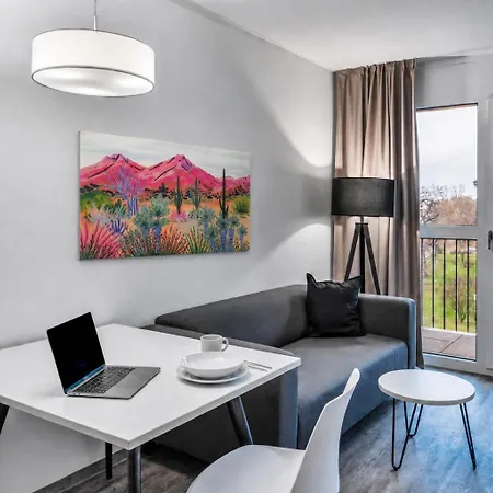 Miilox Aparthotel 3*