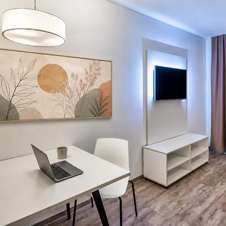 Miilox Aparthotel 3*